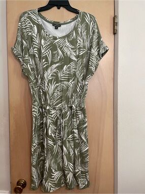 Hilary Radley Olive Green & White Palm-Print Drawstring Midi Dress